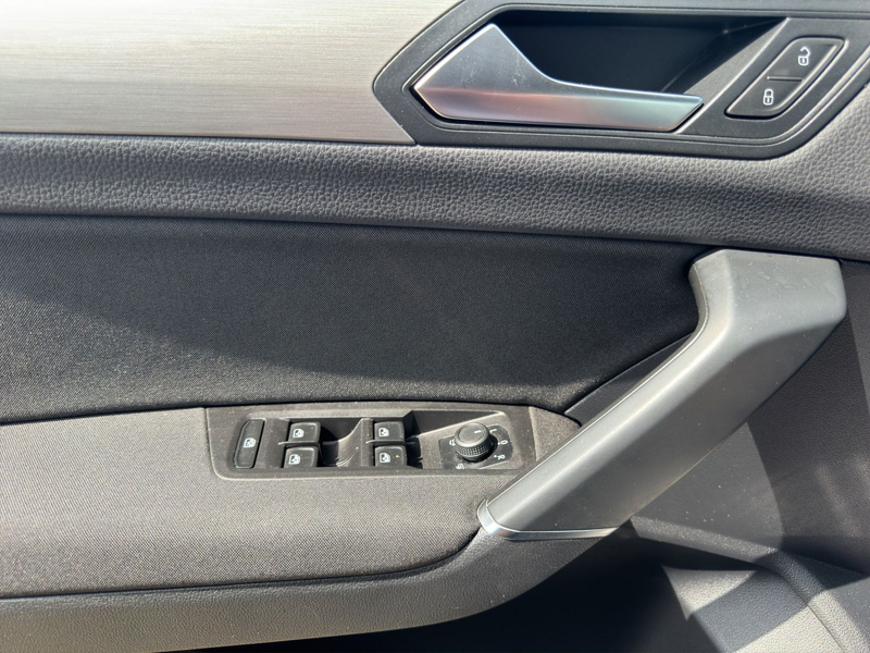 Volkswagen Touran Comfortline BMT *LED*Kamera*Navigation* — photo 10