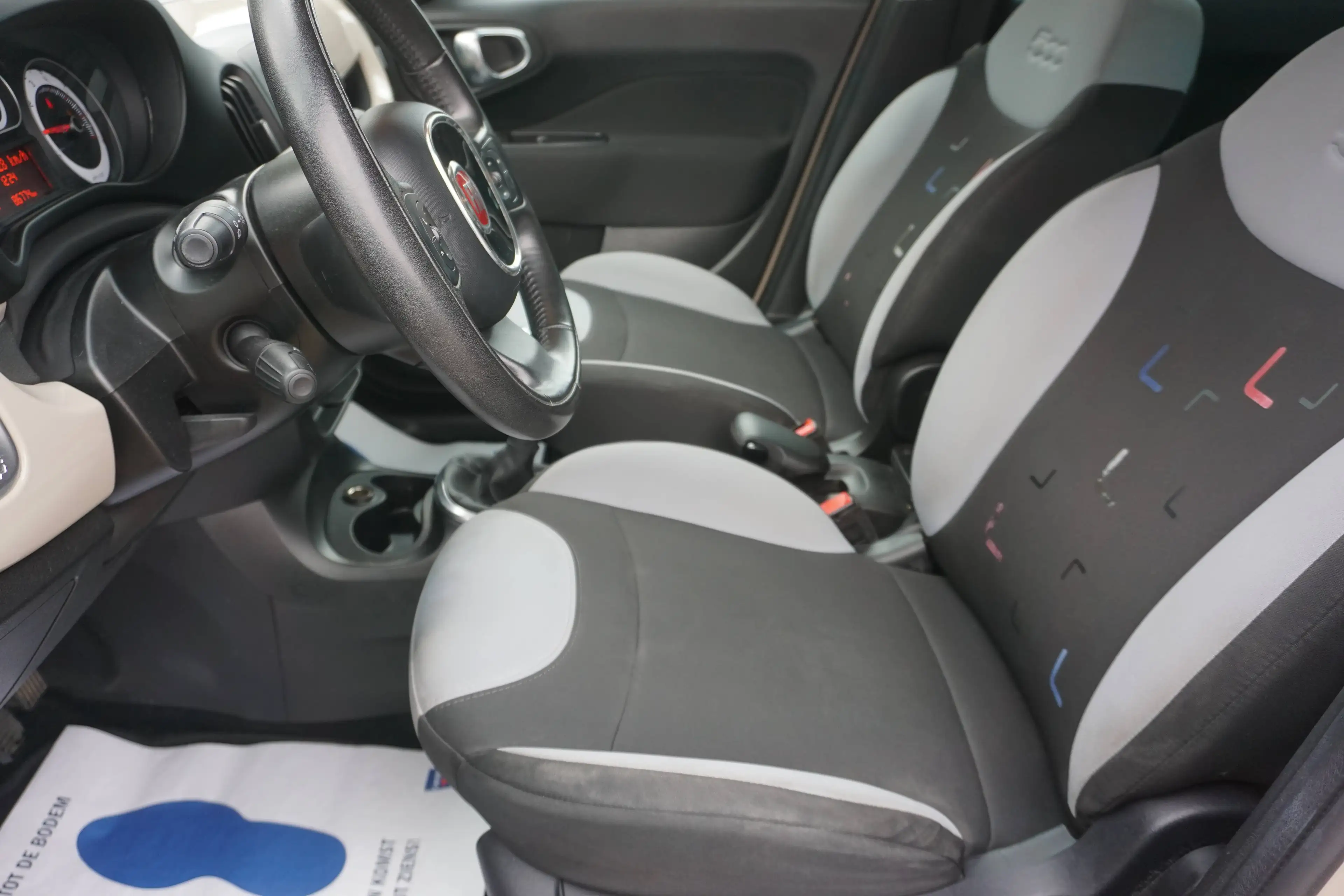 Fiat 500L 500L Living 1.4 T Pop Star 5pl.-Benzine -Airco-Cam-Garantie — photo 7