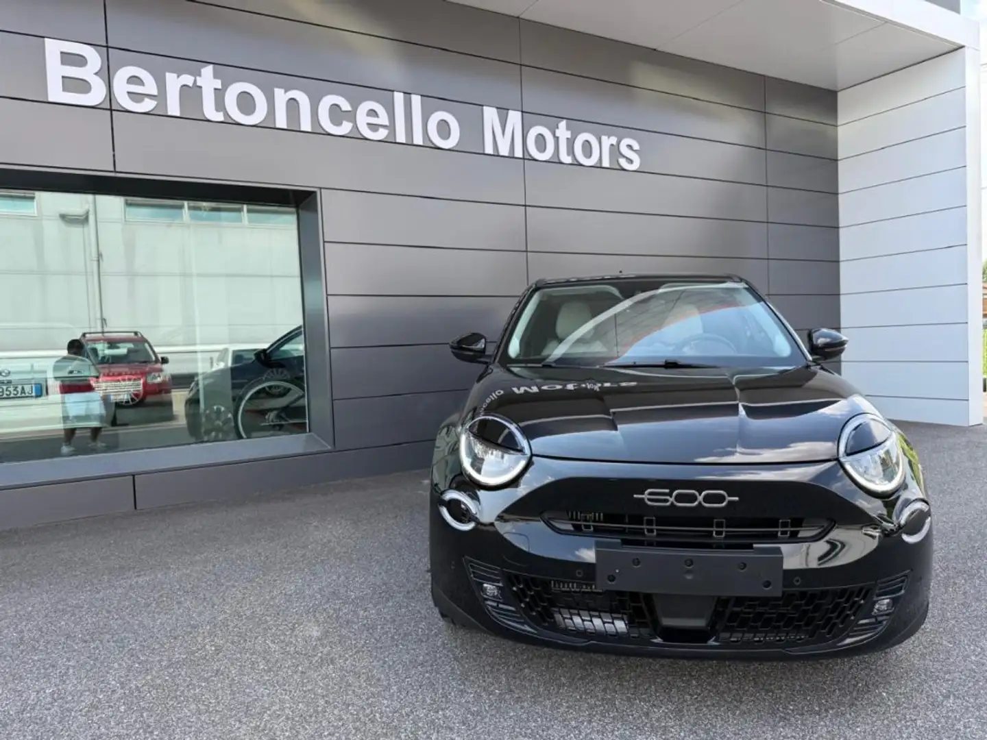 Fiat 600 1.2 Hybrid 100CV DCT MHEV La Prima PELLE-LED-IVA Nero - 2