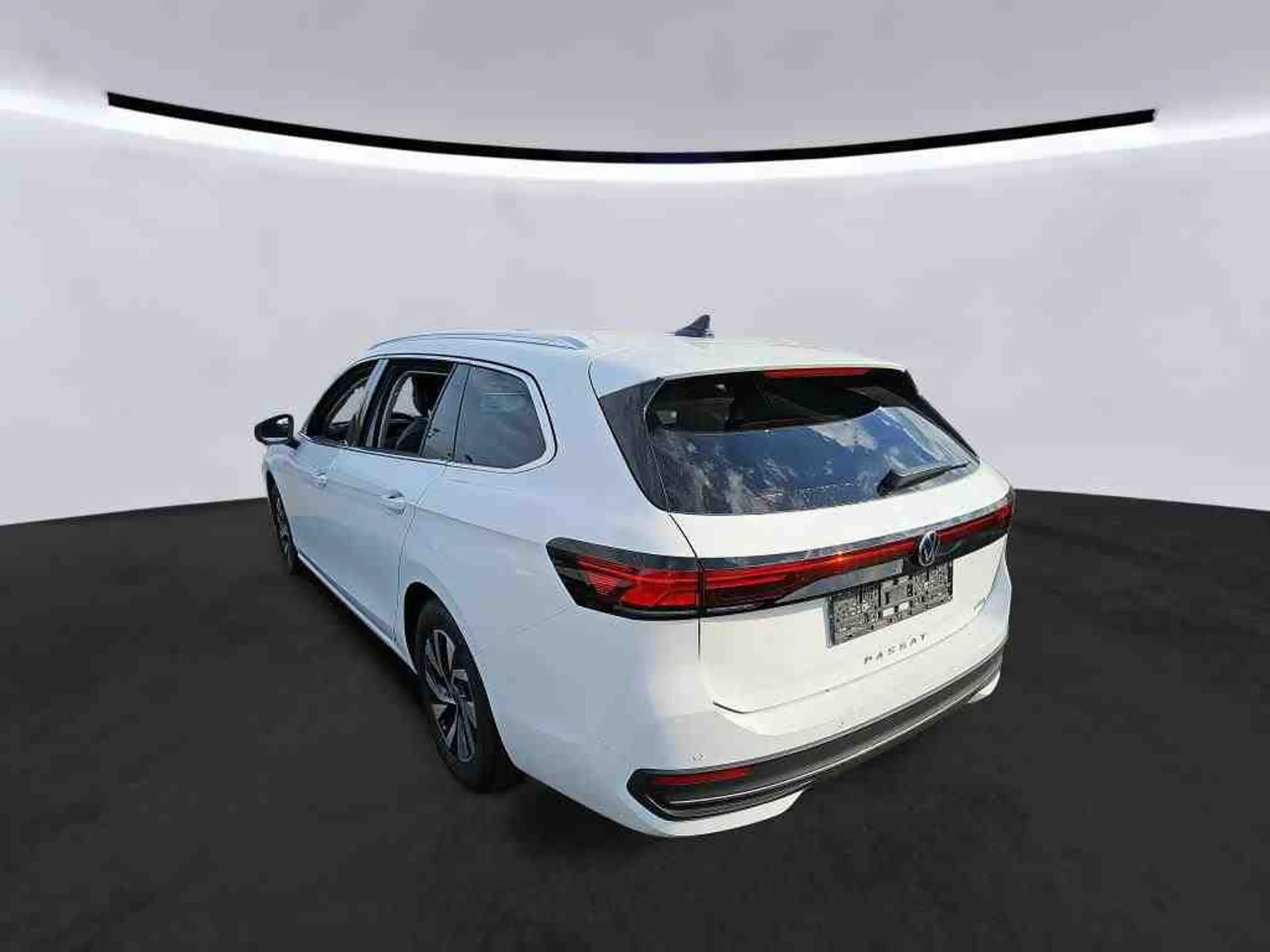 Volkswagen Passat Variant 1.5 eTSI DSG BUSNIESS*LED*HUD*AHK — photo 6