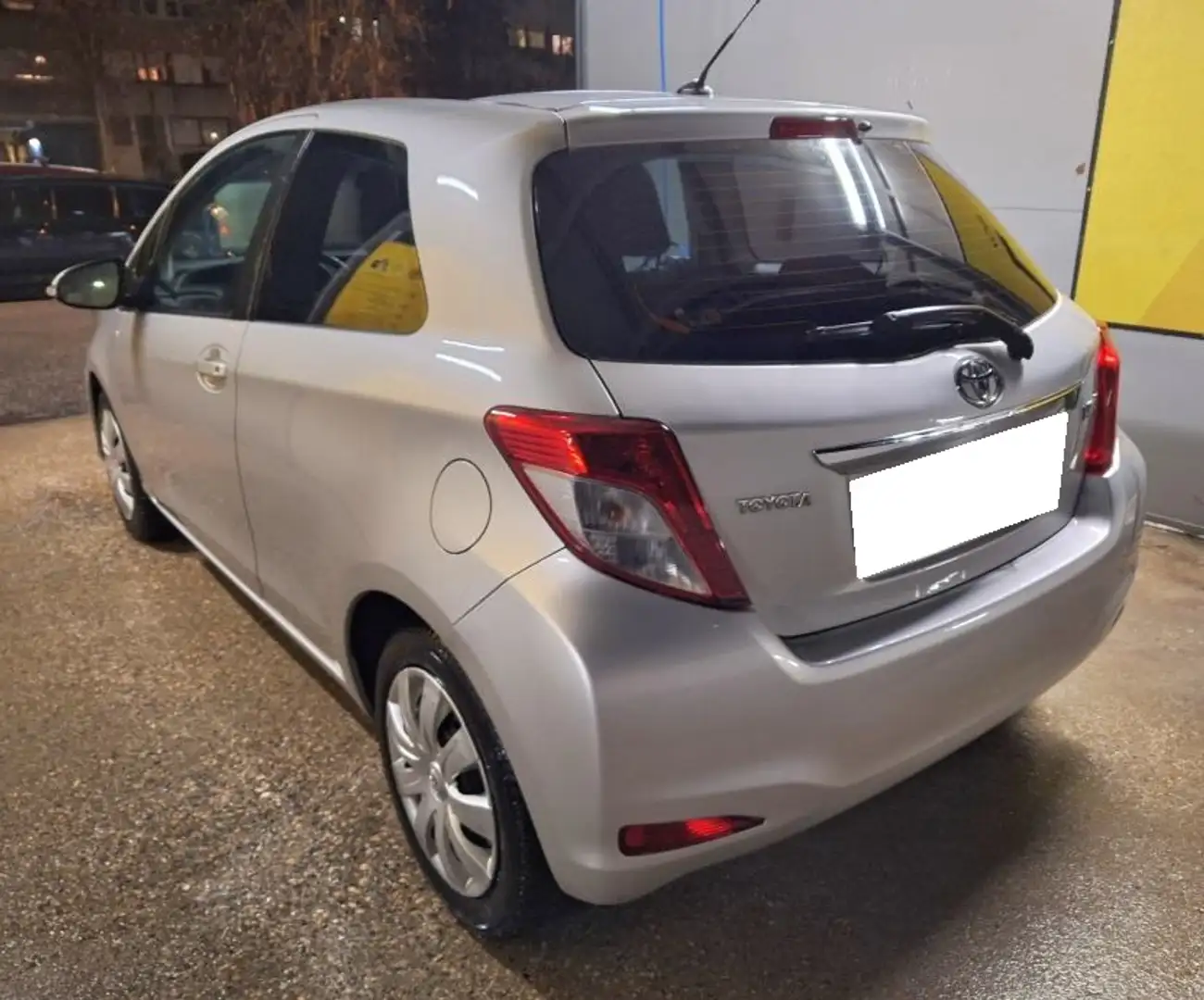 Toyota Yaris Yaris 75 D-4DLinéa Sol 2012 - 2