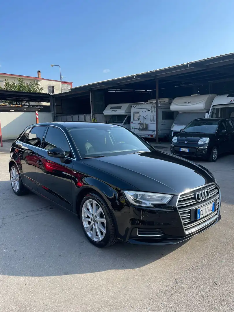 Audi A3 A3 Sportback 1.6 tdi Business 110cv s-tronic Noir - 1