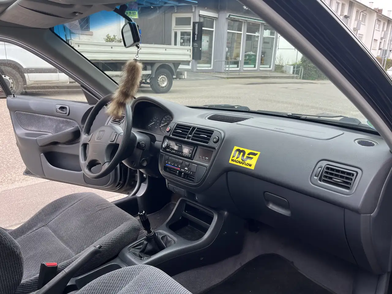 Honda Civic 1.4i, foto 10