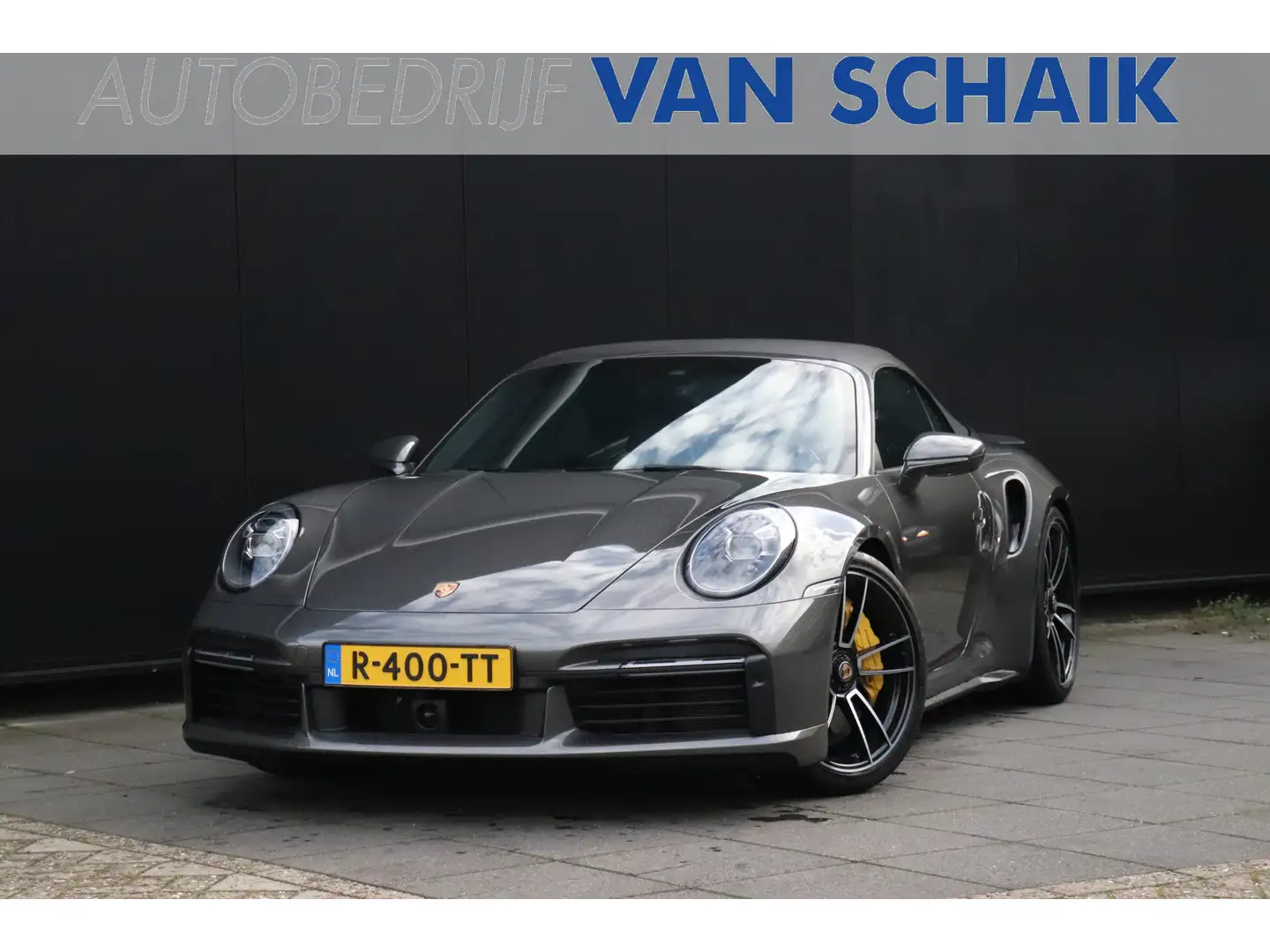 Porsche 992 Cabrio 3.8 Turbo S | MEMORY | LEDER | KERAMISCH | Grijs - 1
