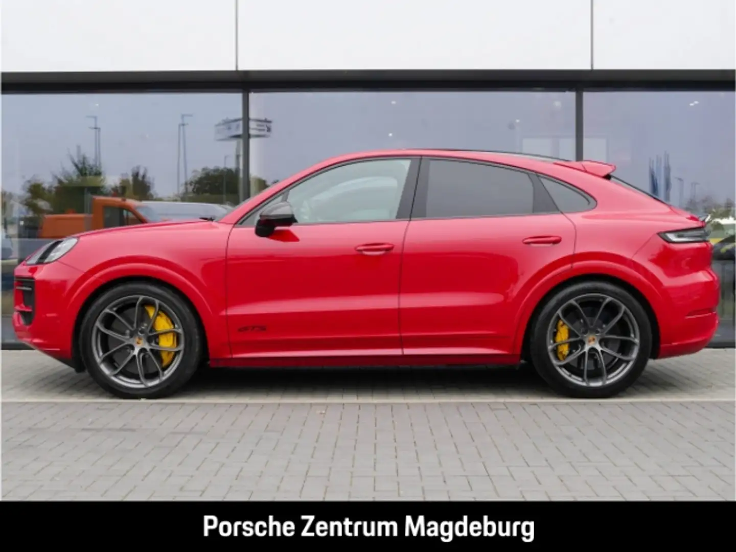 Porsche Cayenne GTS Coupe*PDCC*PCCB*BURMESTER*INNO* Rouge - 2