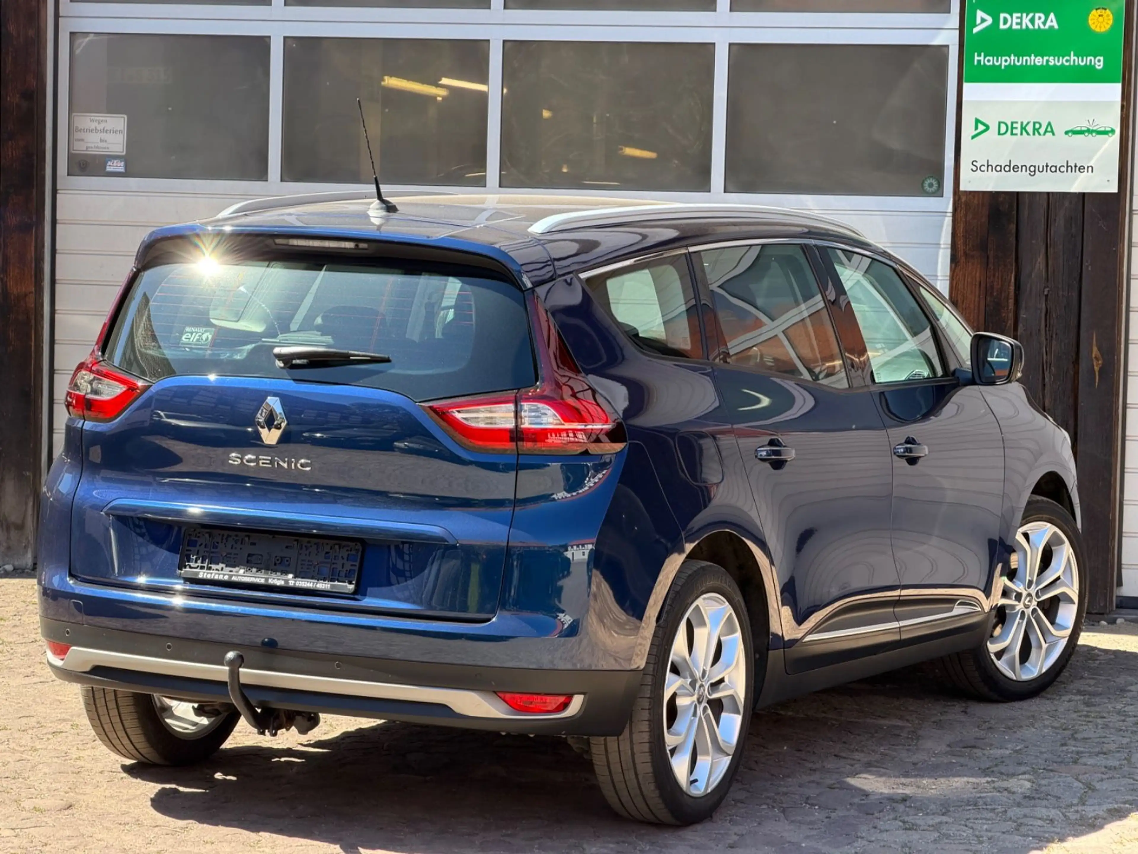 Renault Grand Scenic *AHK*TÜV neu* — photo 7