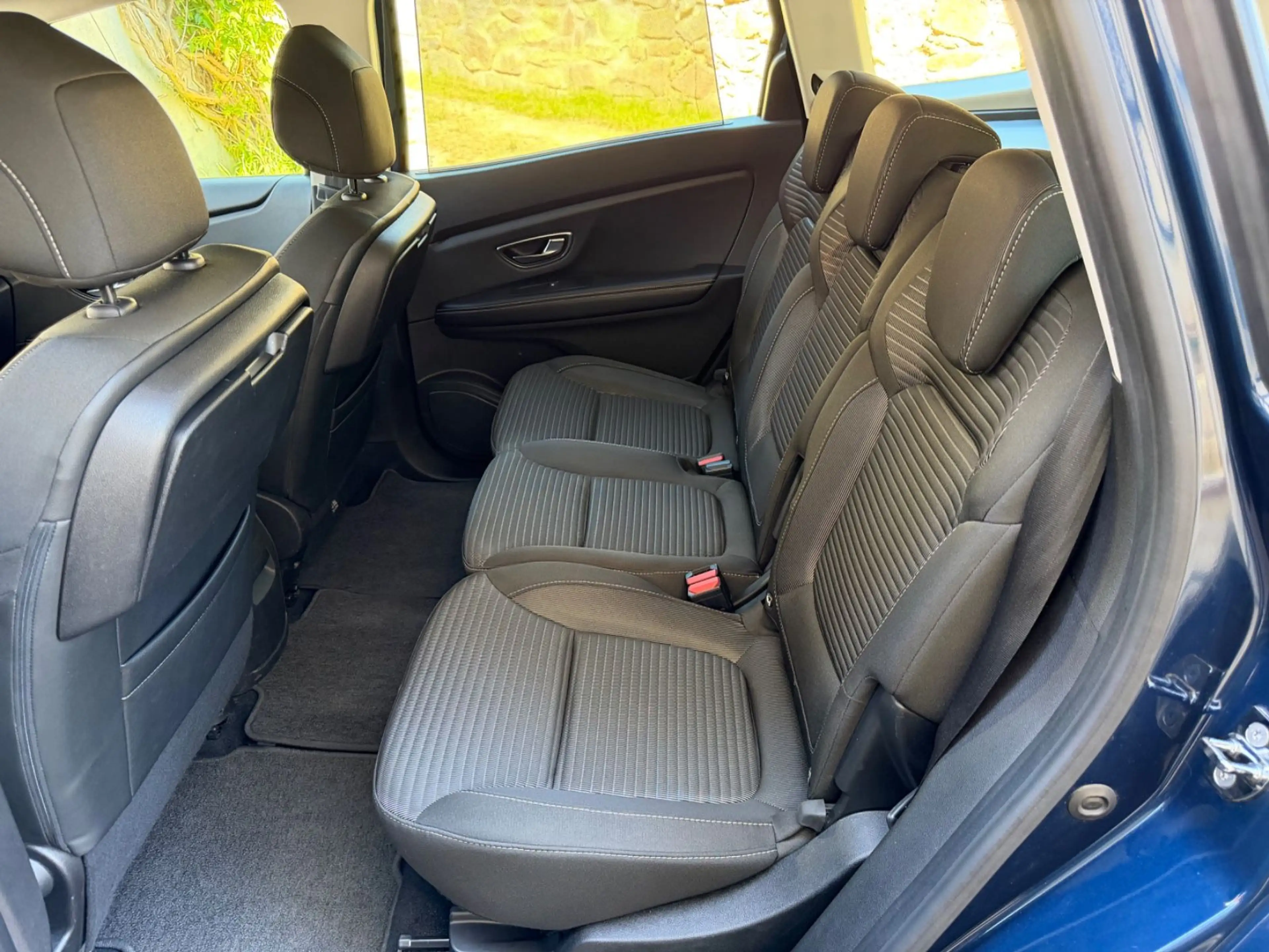 Renault Grand Scenic *AHK*TÜV neu* — photo 14