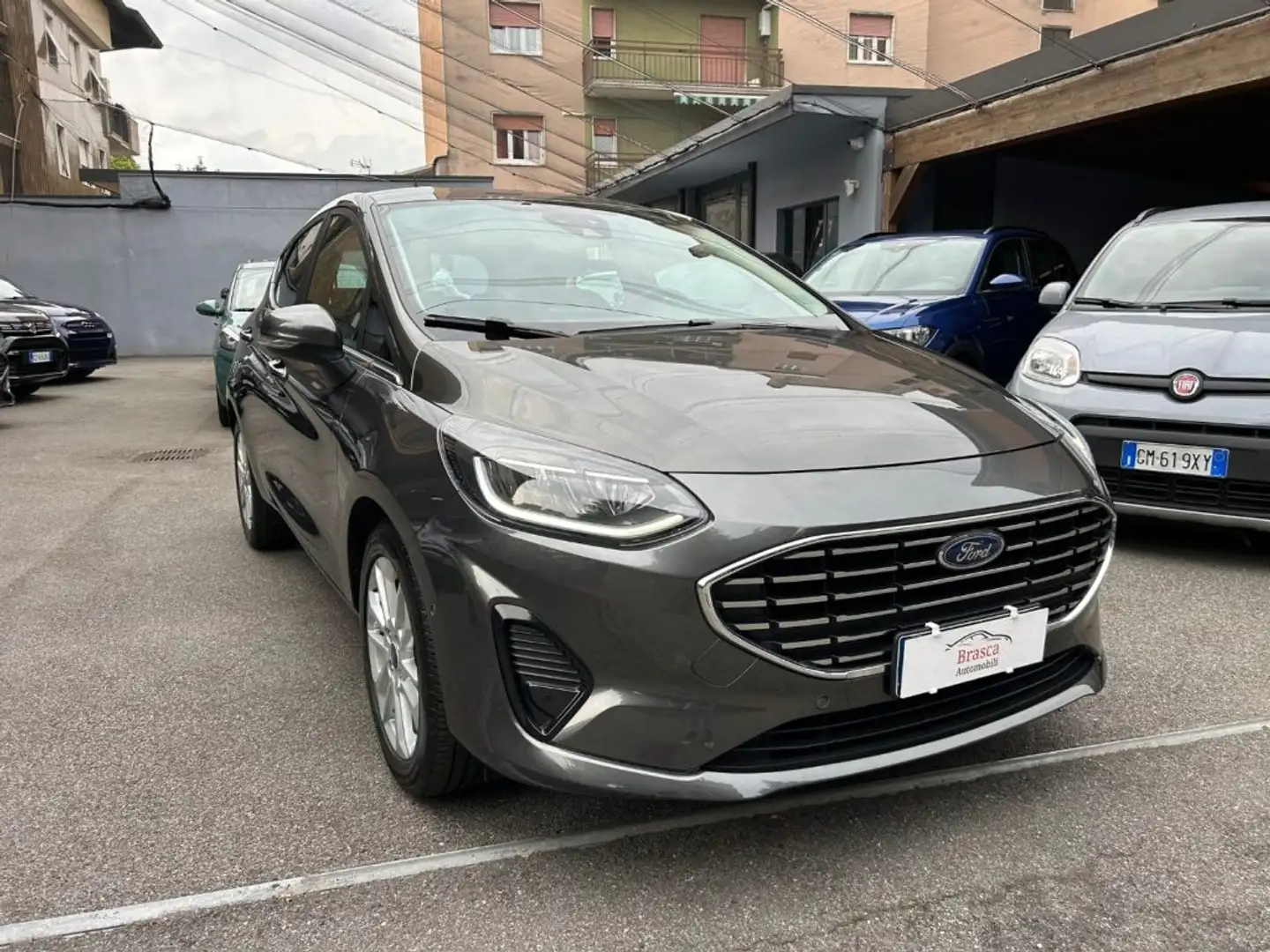 Ford Fiesta 1.1 75 CV 5 porte Titanium *PREZZO PROMO* Gris - 1