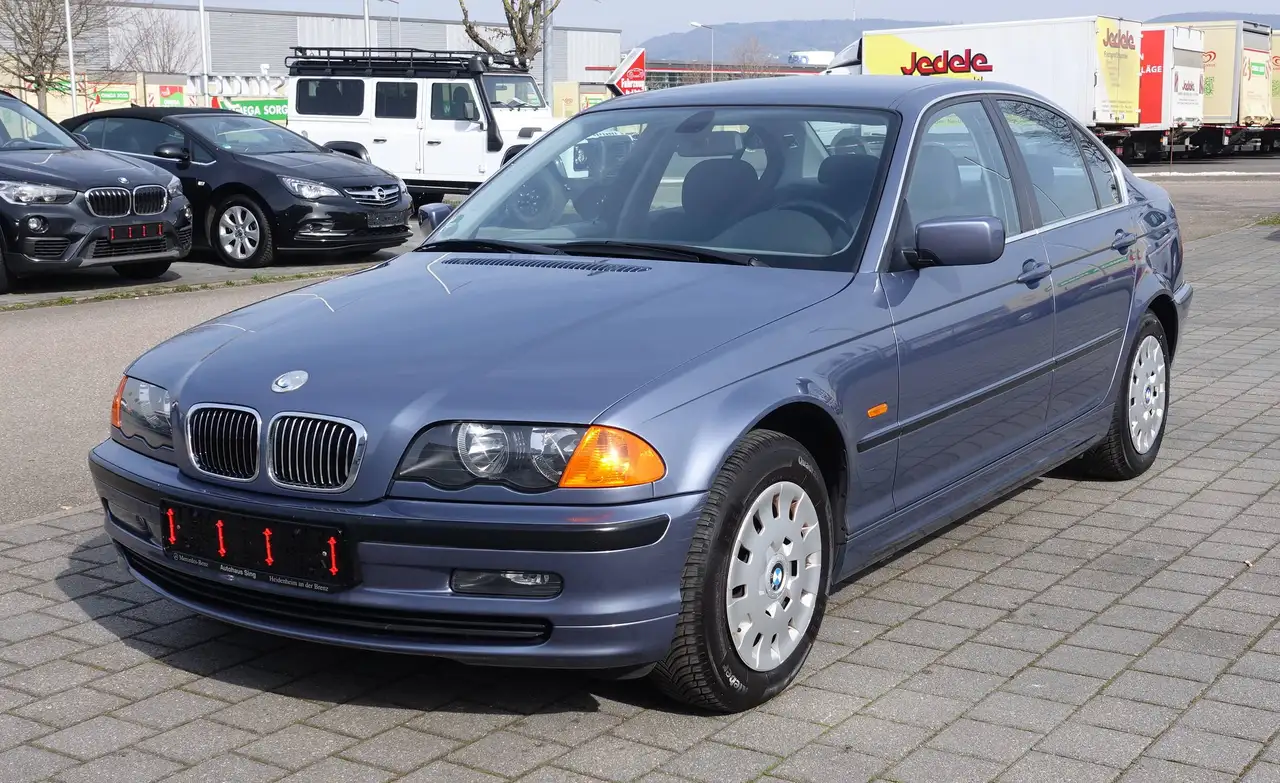 BMW 320i 110 KW150 PS *6Zylinder Automatik*1Hand, foto 1
