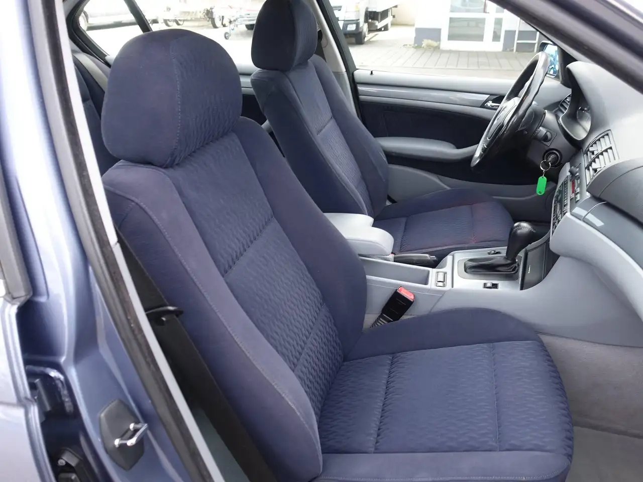 BMW 320i 110 KW150 PS *6Zylinder Automatik*1Hand, foto 11
