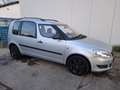 Skoda Roomster guter Zustand. 1. Hand, Inspektion neu Silber - thumbnail 1