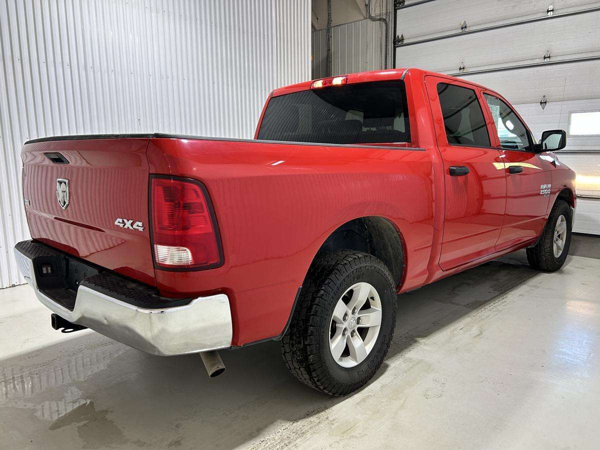 2023 RAM 1500 SLT 4x4 Crew Cab 5'7  Box — снимка 1