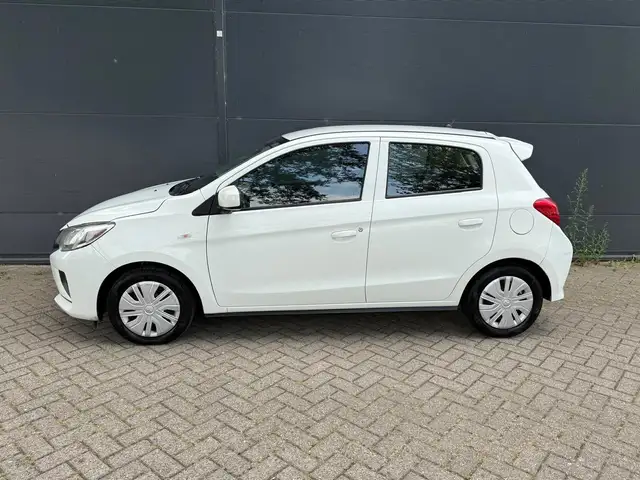 Mitsubishi Space Star view 6