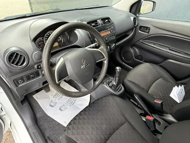Mitsubishi Space Star view 9