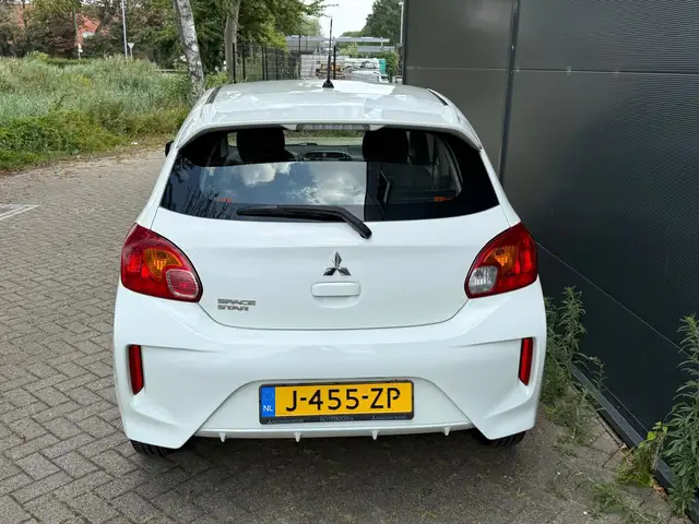 Mitsubishi Space Star view 7