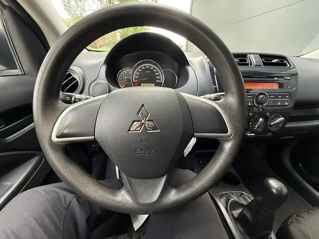 Mitsubishi Space Star view 15