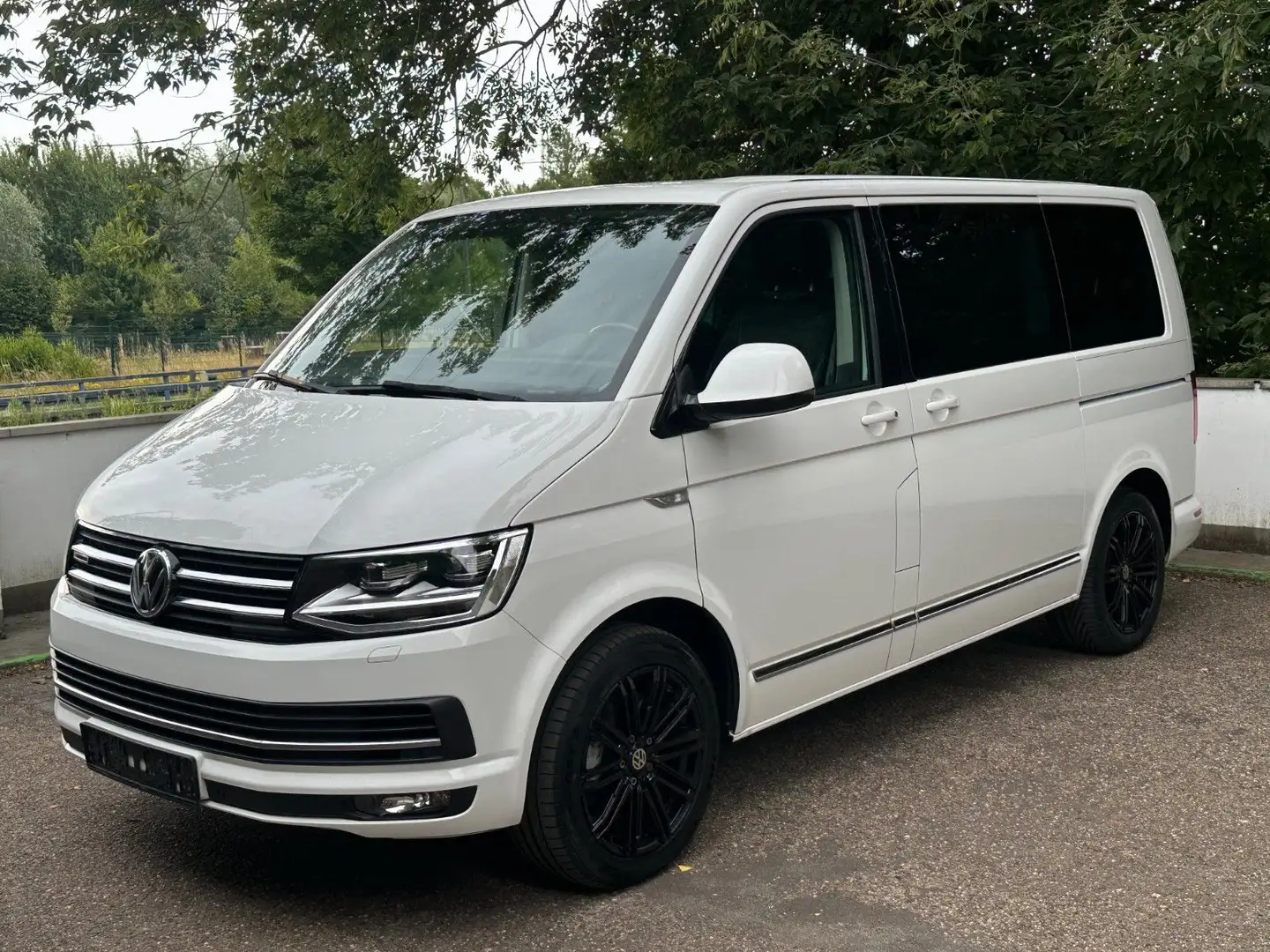 Volkswagen T6 Multivan 4Motion Highline *Scheckheft* Weiß - 1