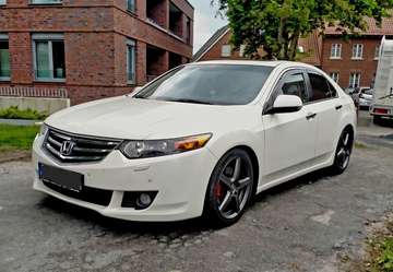 2.4 Automatik Executive