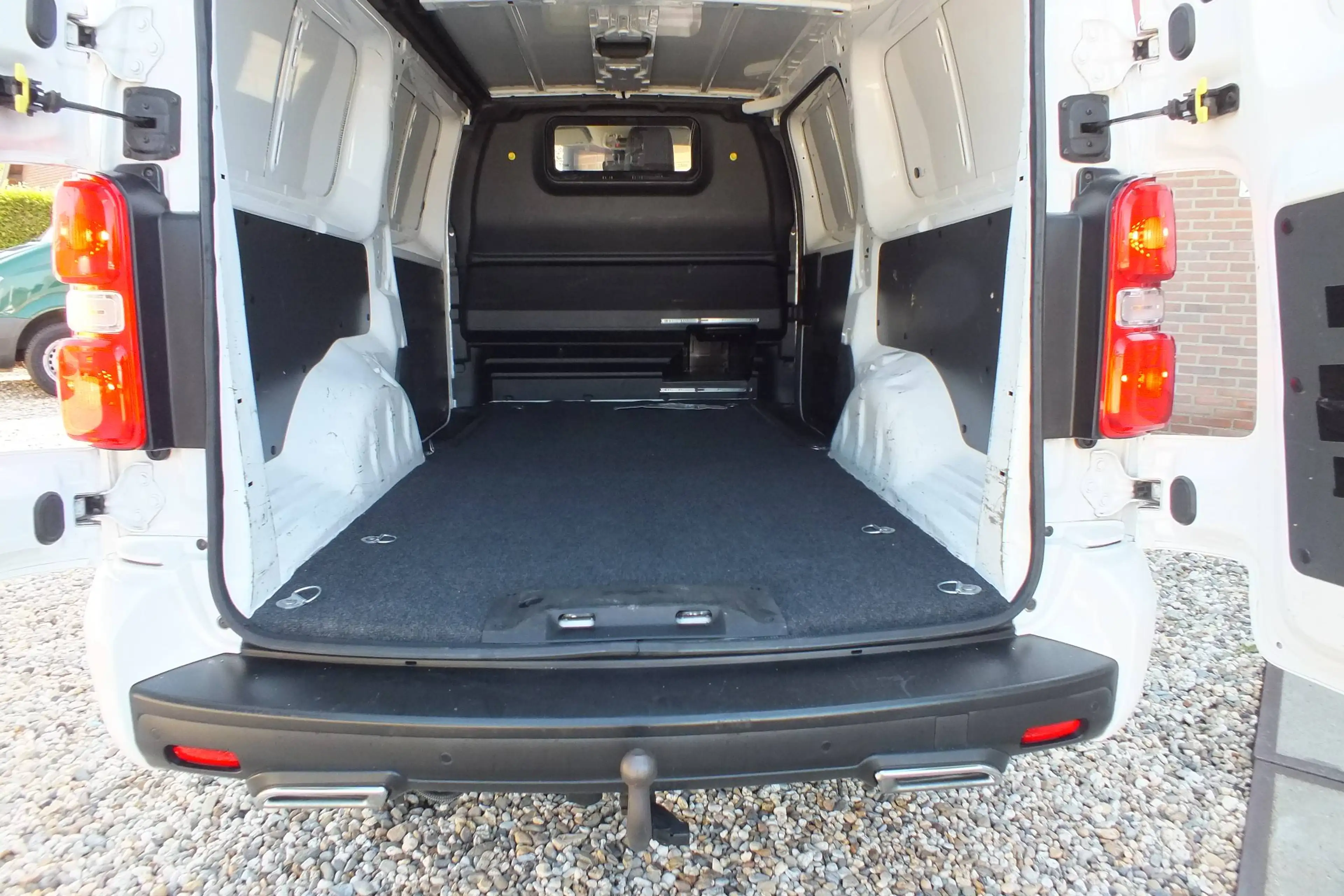 Peugeot Expert 2.0 HDI Sport 130kw Aut L3 — photo 8