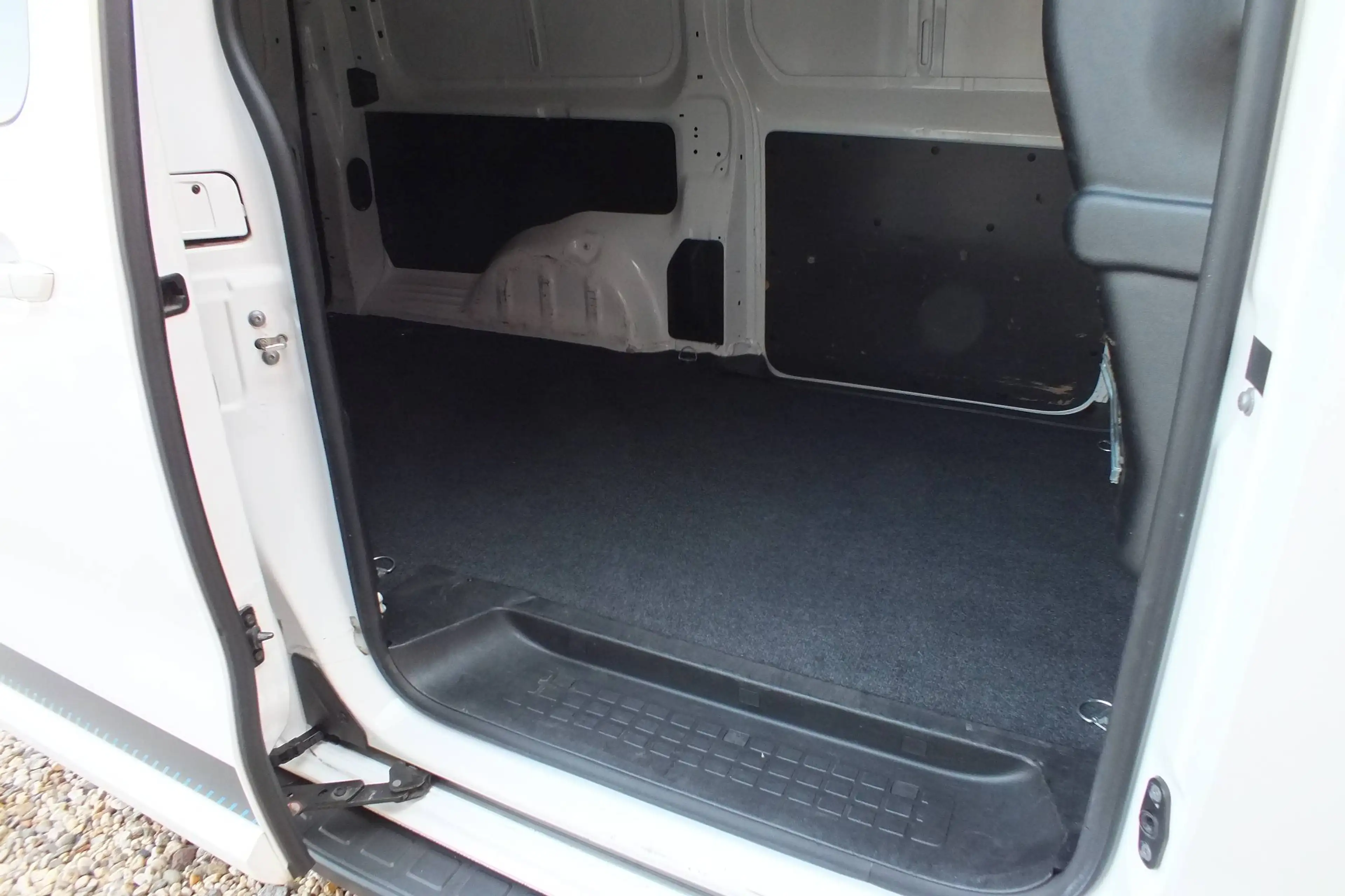 Peugeot Expert 2.0 HDI Sport 130kw Aut L3 — photo 10