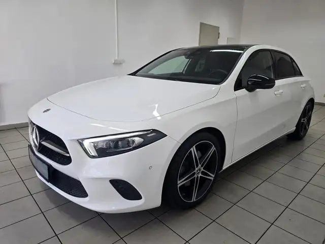 Mercedes-Benz A 200 Progressive Multibeam Wide Panorama Night Kamera