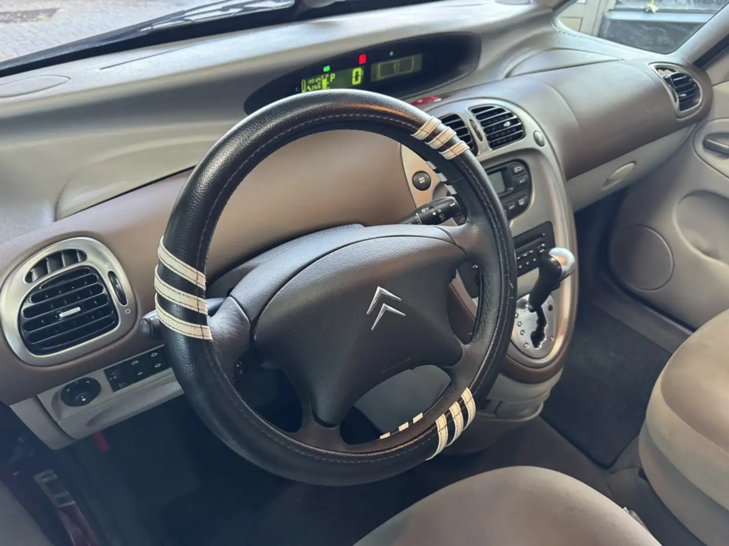 Citroen Xsara Picasso 2.0i 16V Caractère Automaat Ecc Cruise Roşu - 2