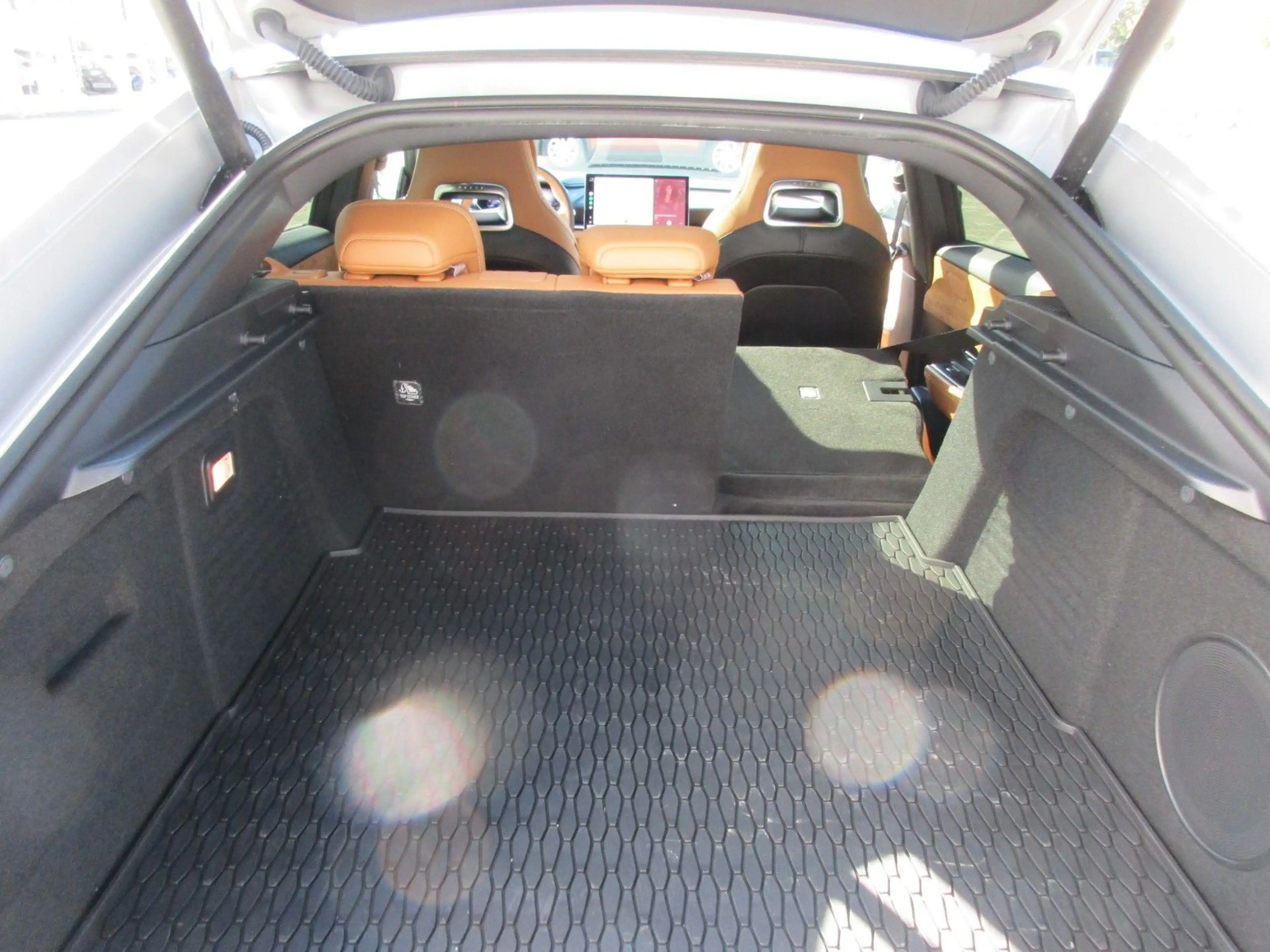 Mazda 6e EV Elektro Takumi+ — photo 7