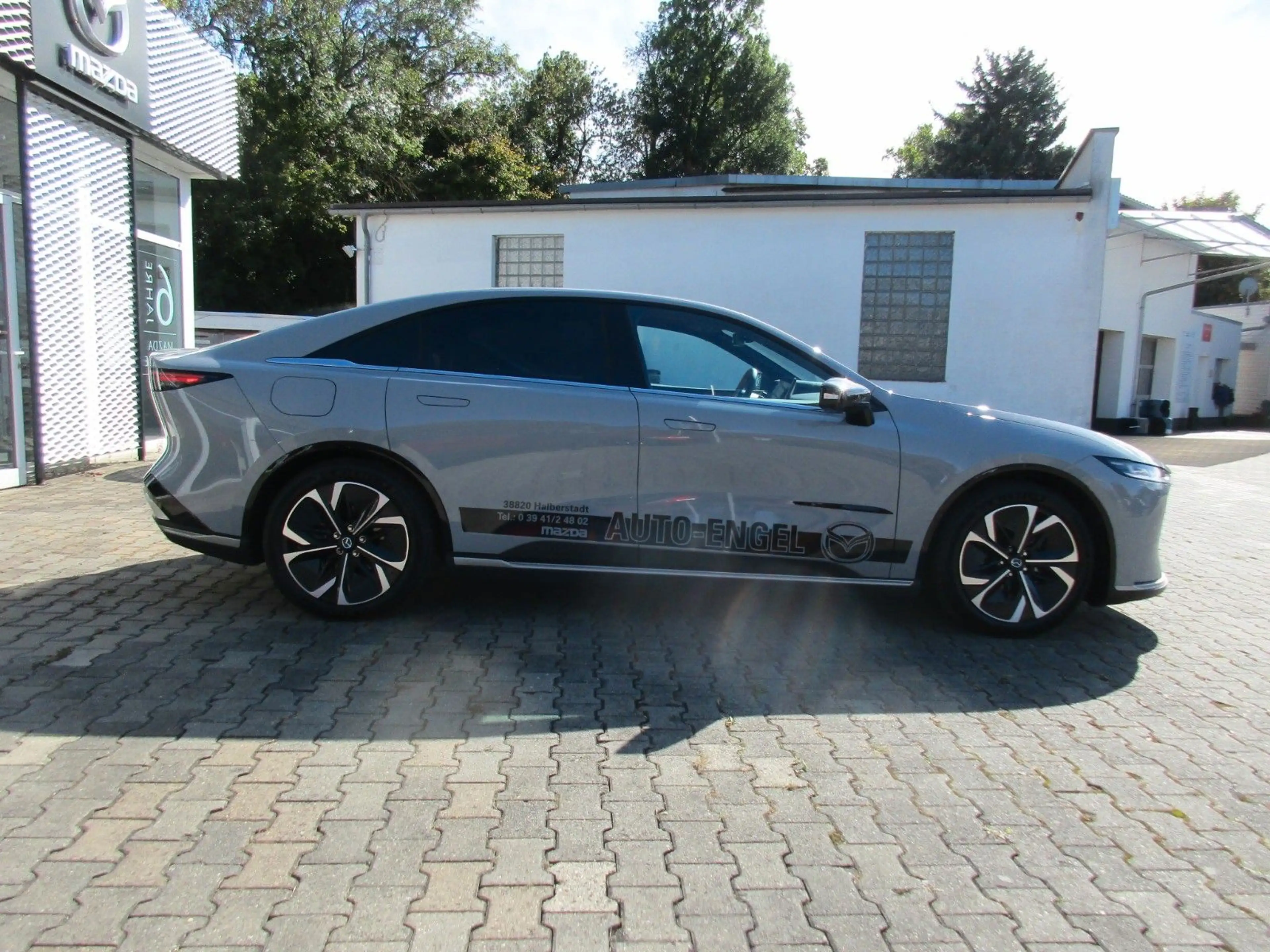 Mazda 6e EV Elektro Takumi+ — photo 4