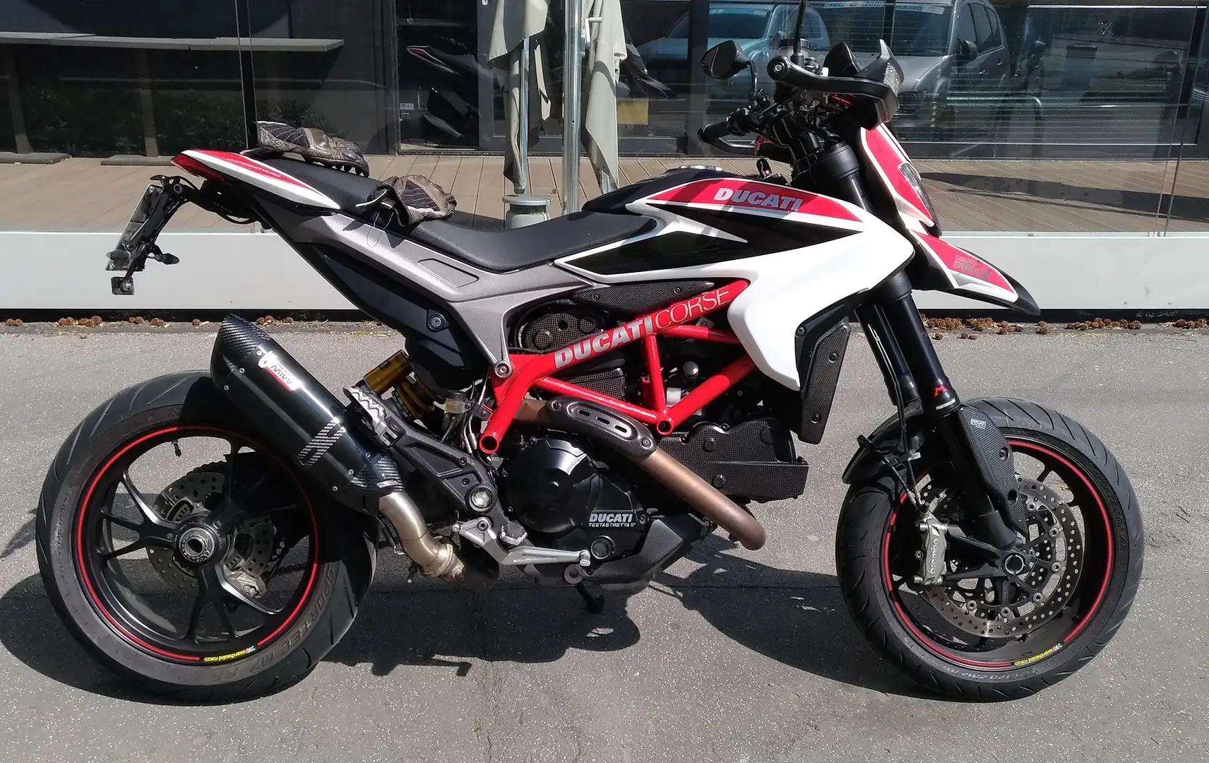 Ducati Hypermotard 821 SP - 1