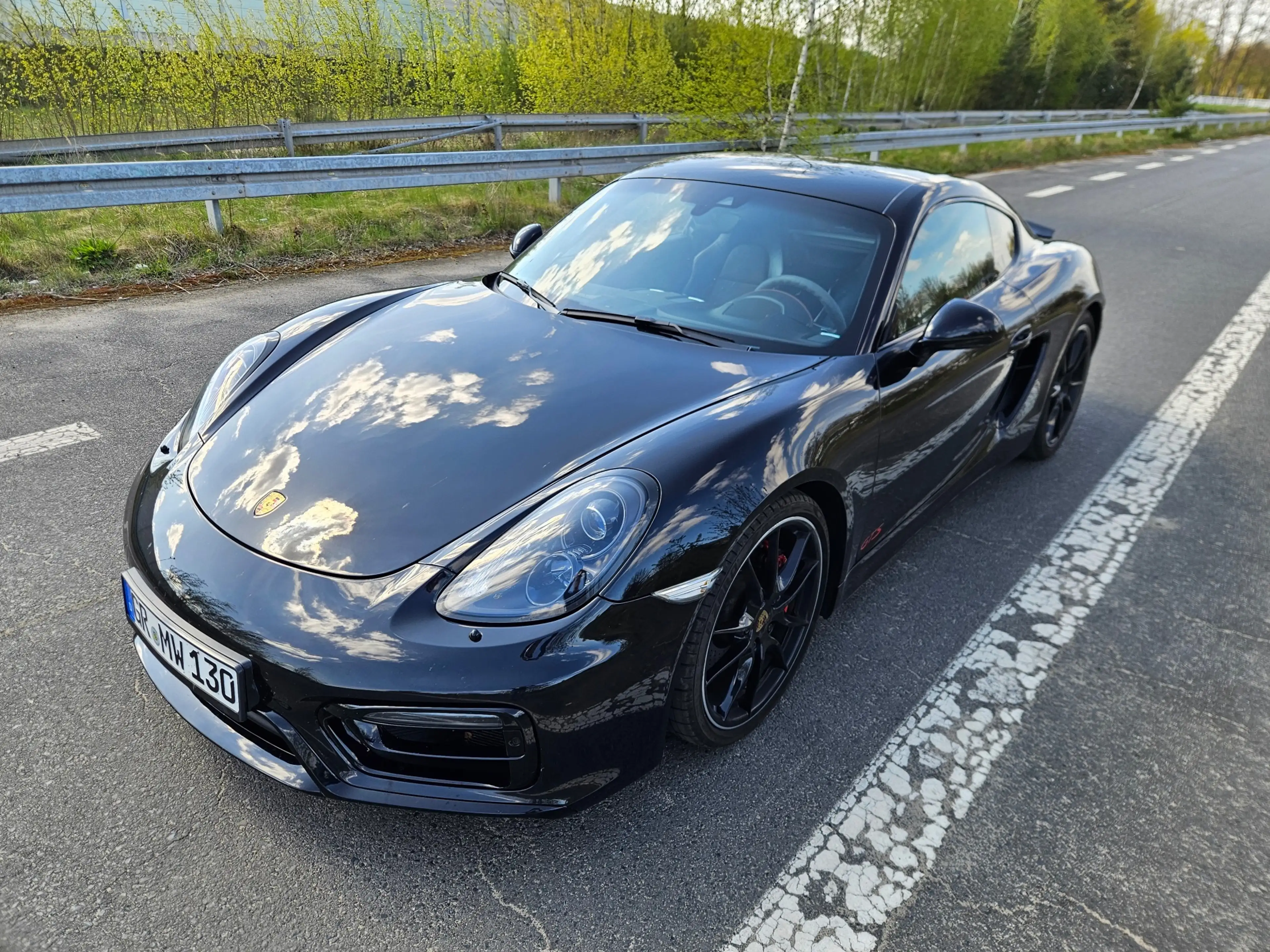 Porsche Cayman GTS — photo 11