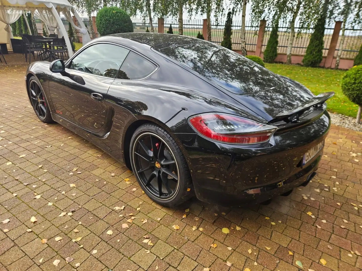 Porsche Cayman GTS Schwarz - 2