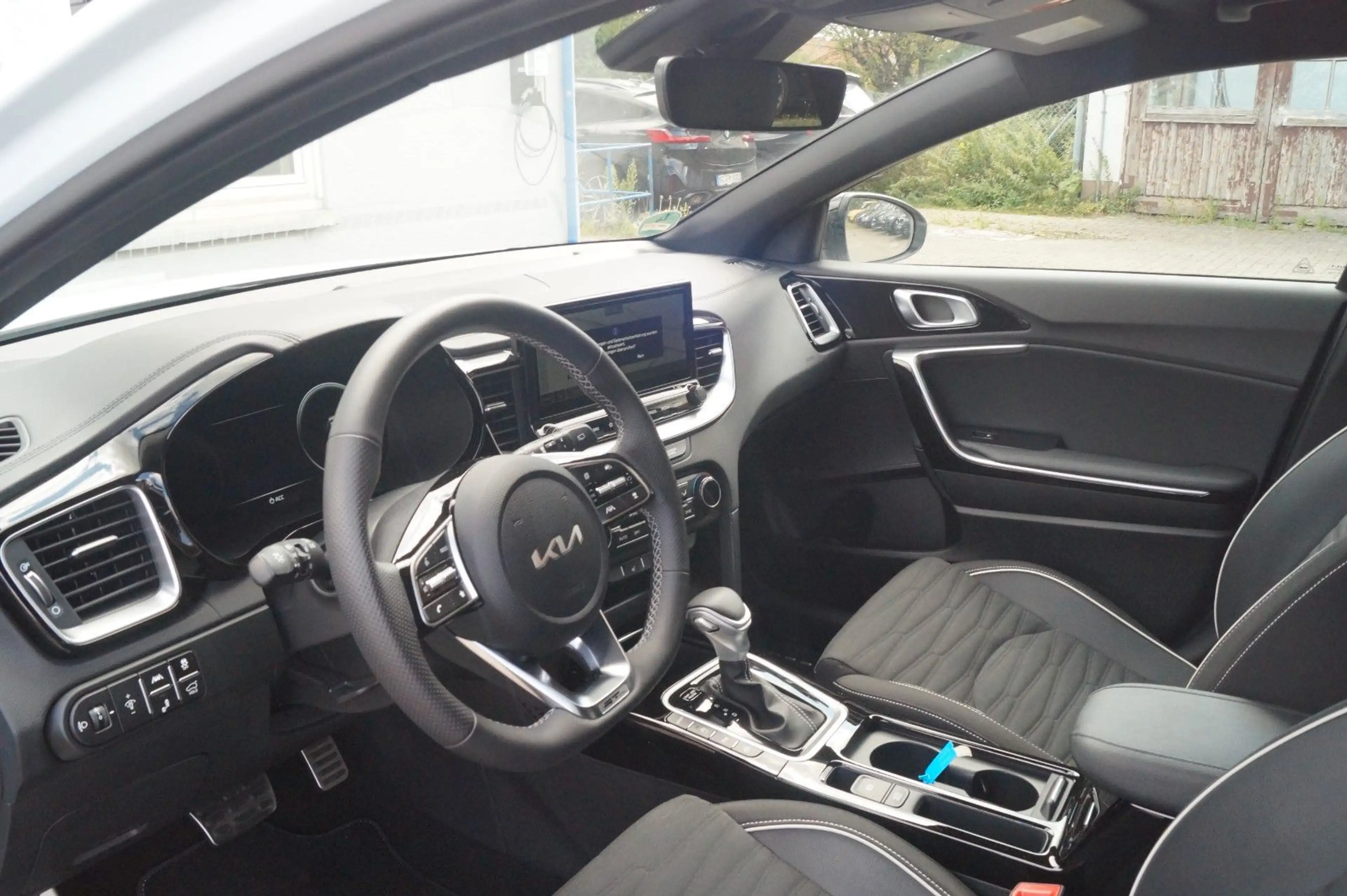 Kia XCeed GT Line — photo 13