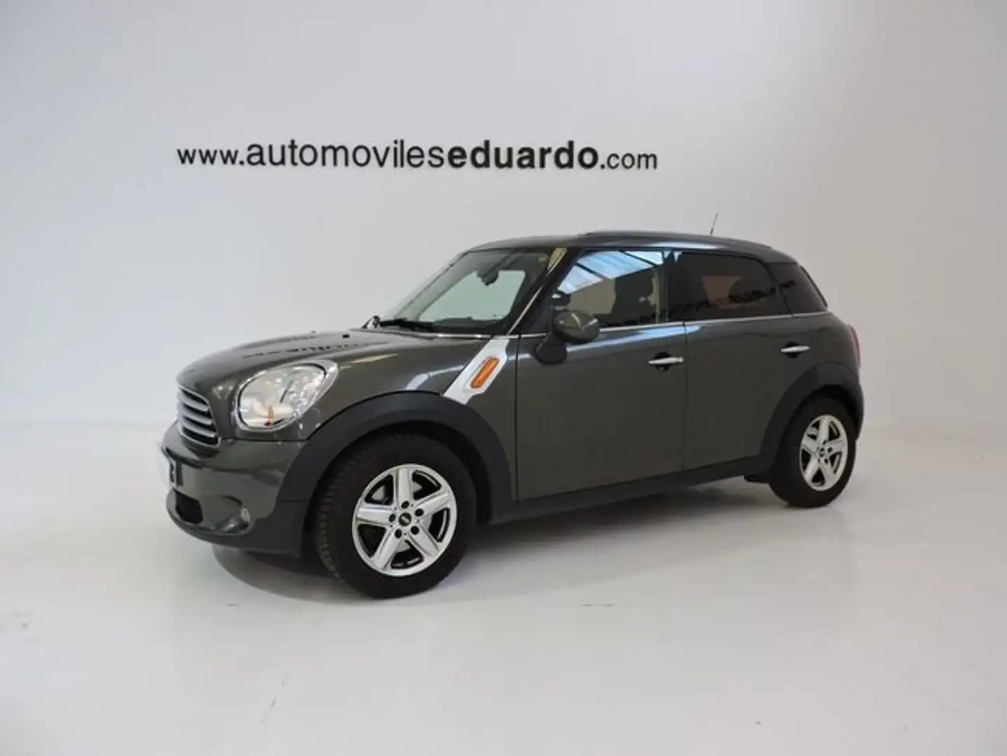 MINI Cooper D Gris - 1