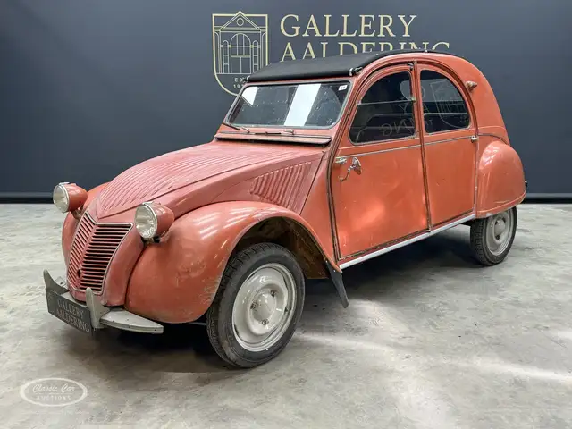 Citroen 2CV AZ Trade-in-car Found in a barn and technically br