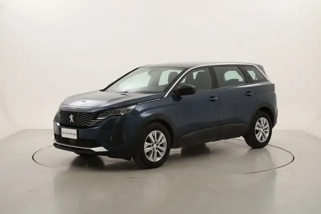 2023 Peugeot 5008 in Blue for sale