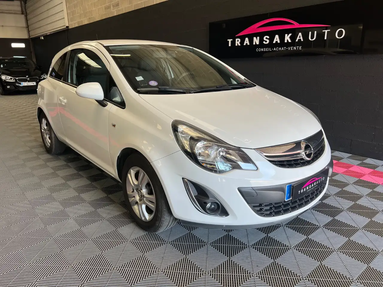 Opel Corsa 1.2 - 85 ch Twinport Graphite