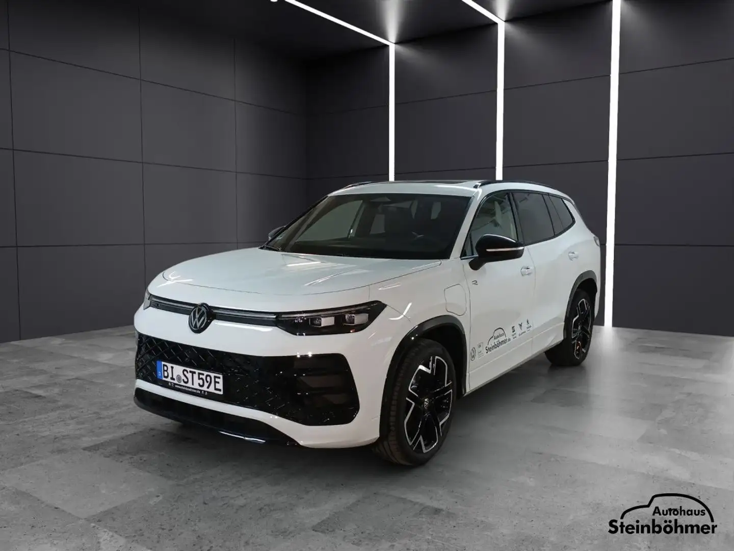 Volkswagen Tayron R-Line 1.5 eHybrid 272PS Leder AHK Pano LED Alb - 2