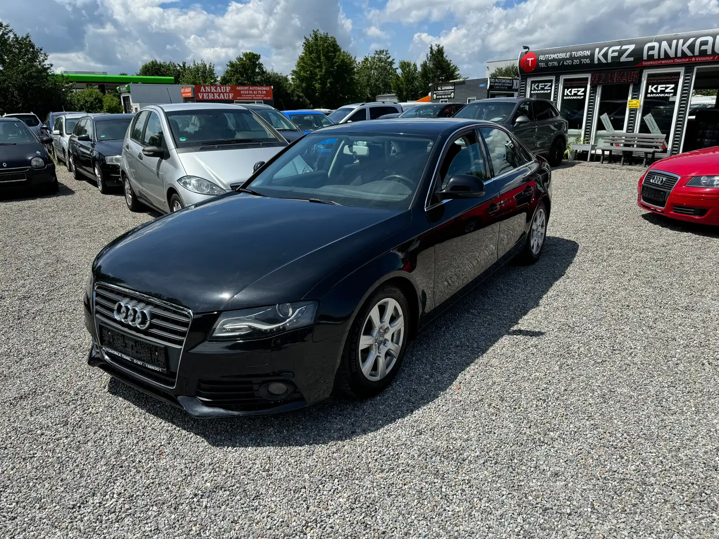 Audi A4 Ambiente KLIMAAUTOMATIK!!SITZHEIZUNG!! Schwarz - 2