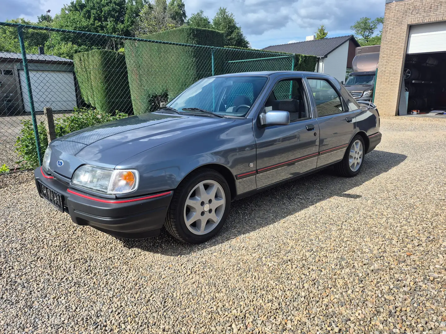 Ford Sierra Sierra Ghia Szürke - 2