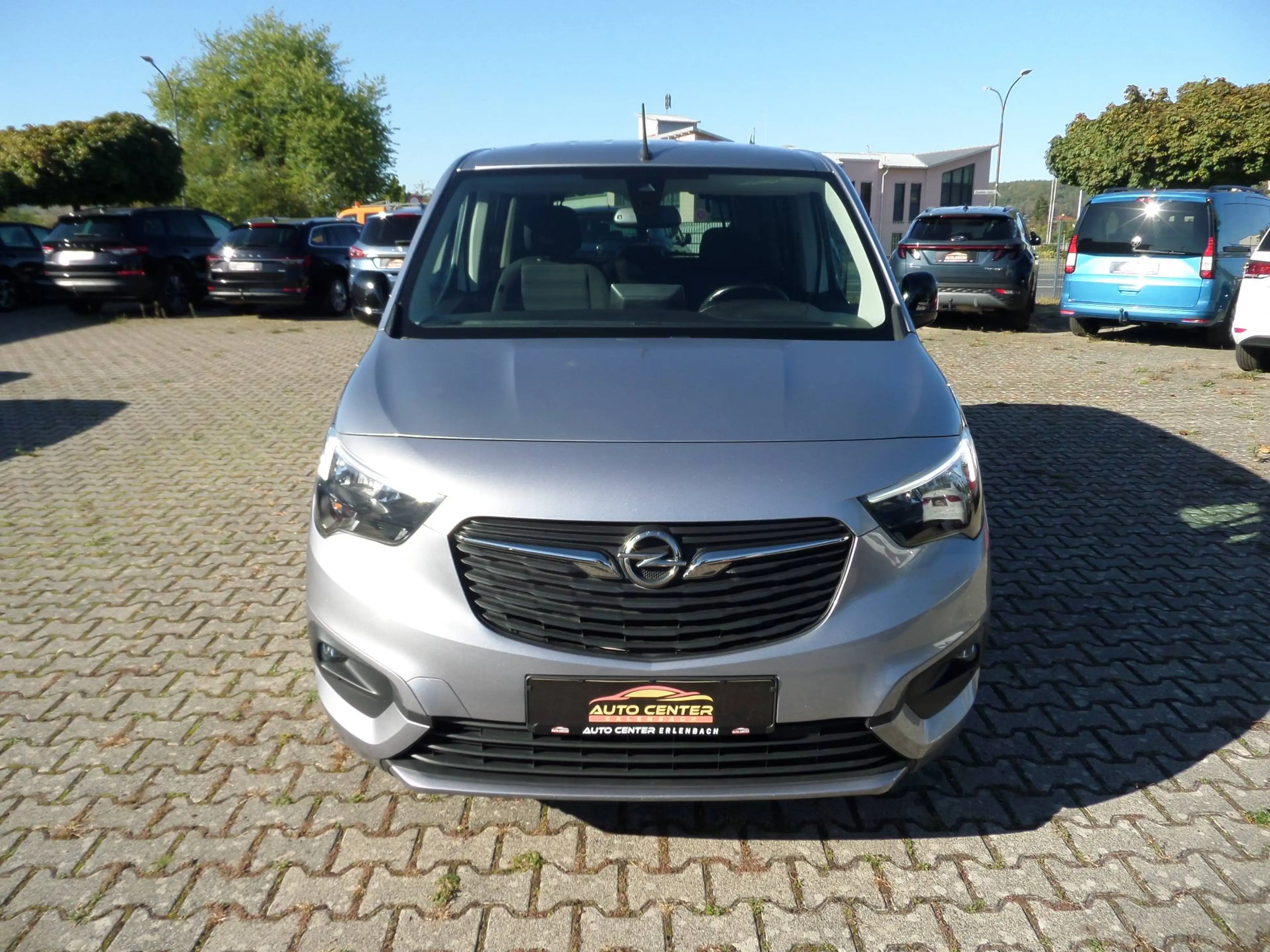 Opel Combo Life 1.5d Elegance+Standhzg+Navi+Cam+SHZ+Tempo+PDC+SpurhA+Klima+1.Hand — photo 4