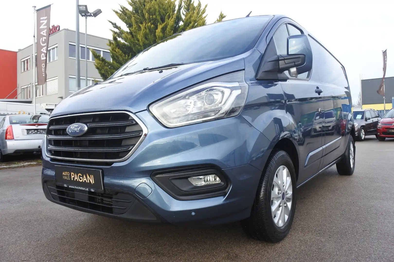 Ford Transit Custom Transit Custom 2,0 EcoBlue L2Aut./MWST AUSWEISBAR - 1