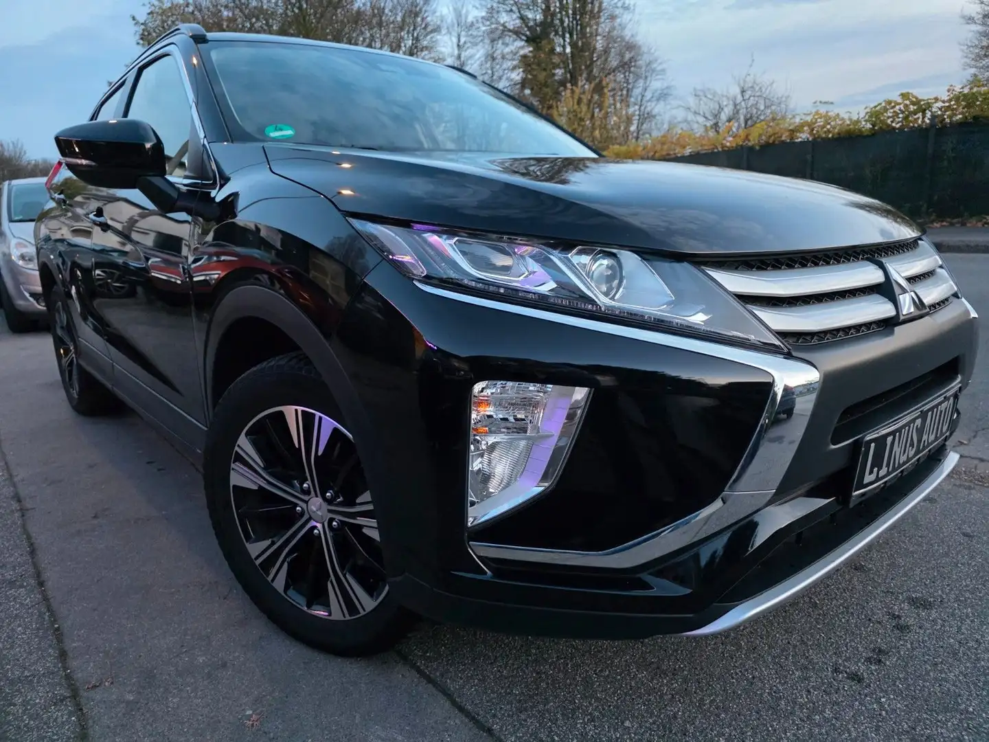 Mitsubishi Eclipse Cross Diamant Edition 2WD Schwarz - 2