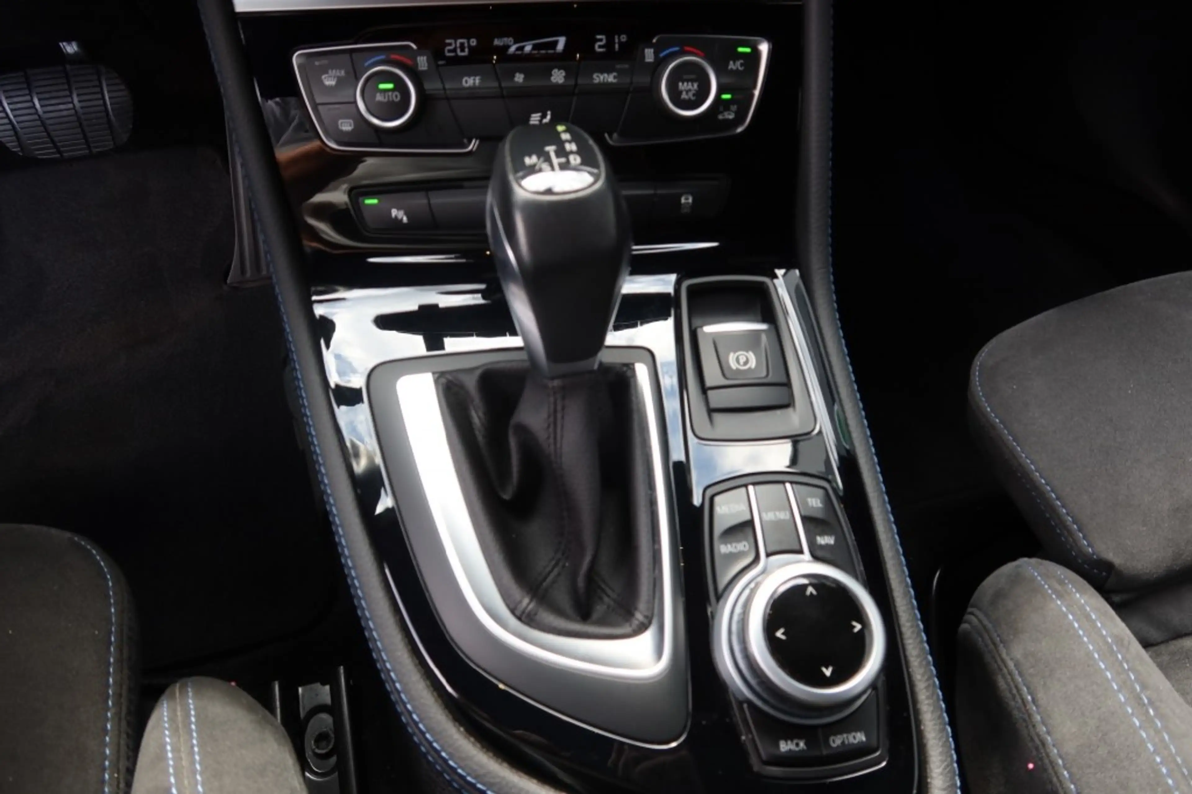 BMW 218 218i Active Tourer AUTOMAAT M-Sport Centennial Exe — photo 13