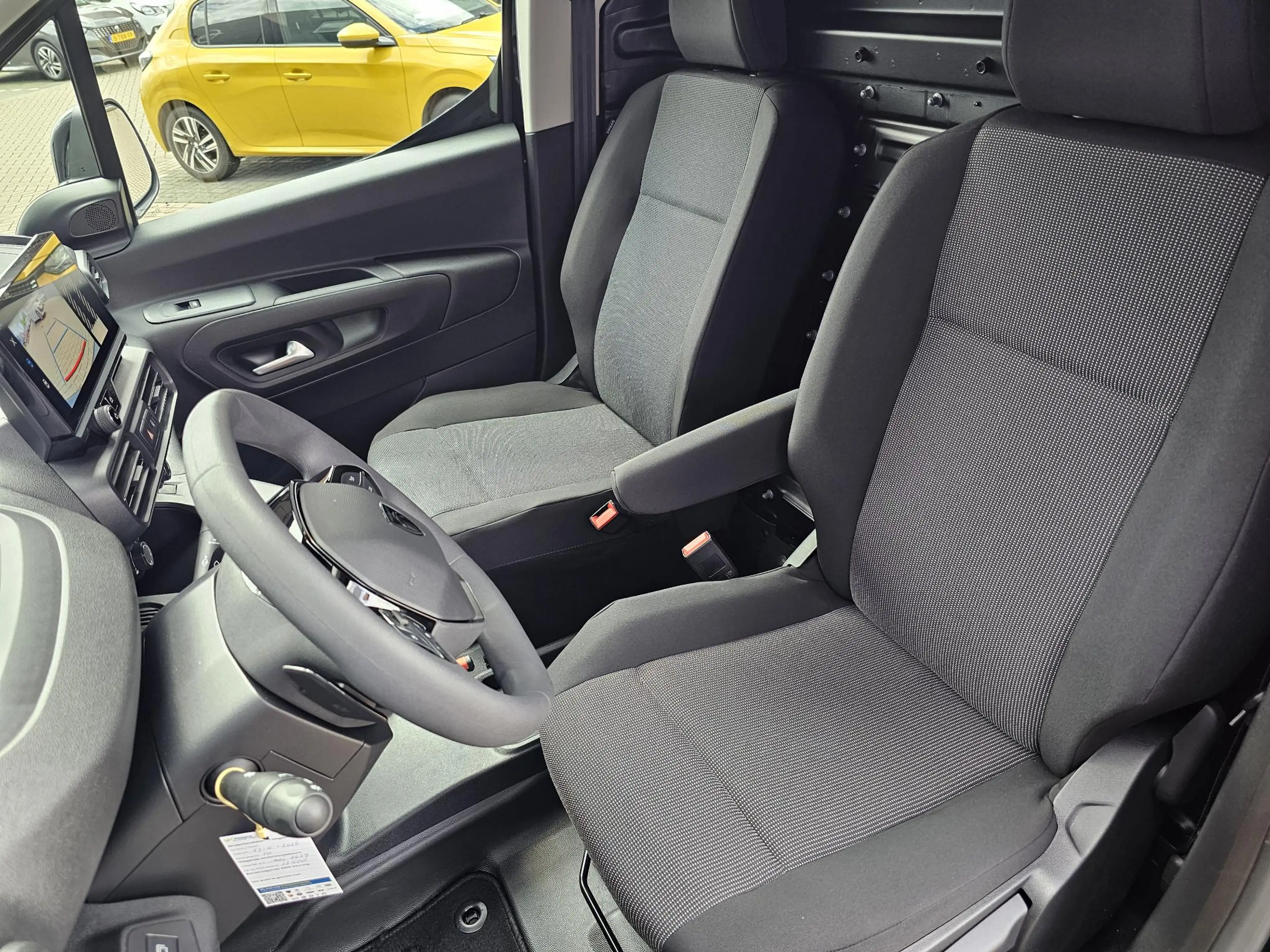 Peugeot Partner e-Partner 136 L2 50 kWh | Camera | Apple Carplay | — photo 10
