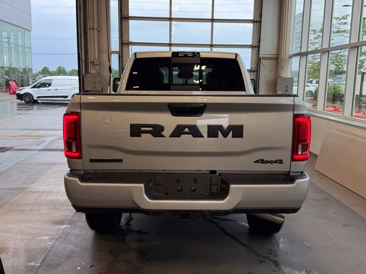 RAM 2500 снимка RAM 2500