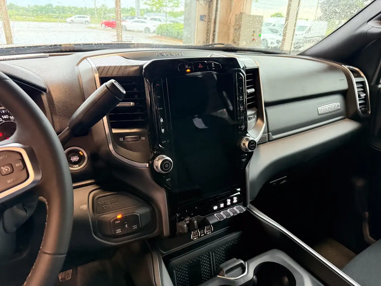 RAM 2500 снимка RAM 2500
