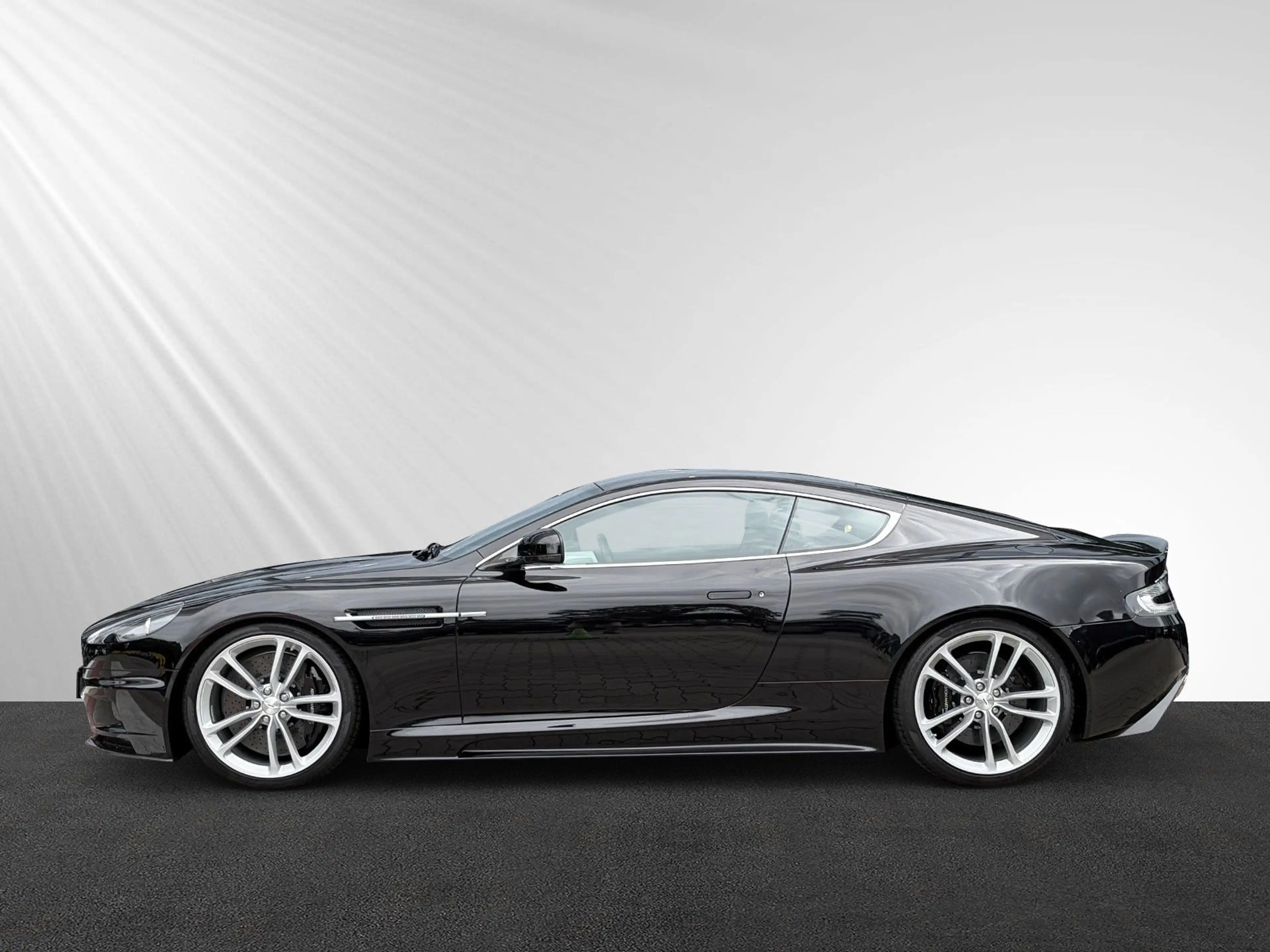 Aston Martin DBS 6.0 V12 Touchtronic, BRD, Unfallfrei, Carbon — photo 2