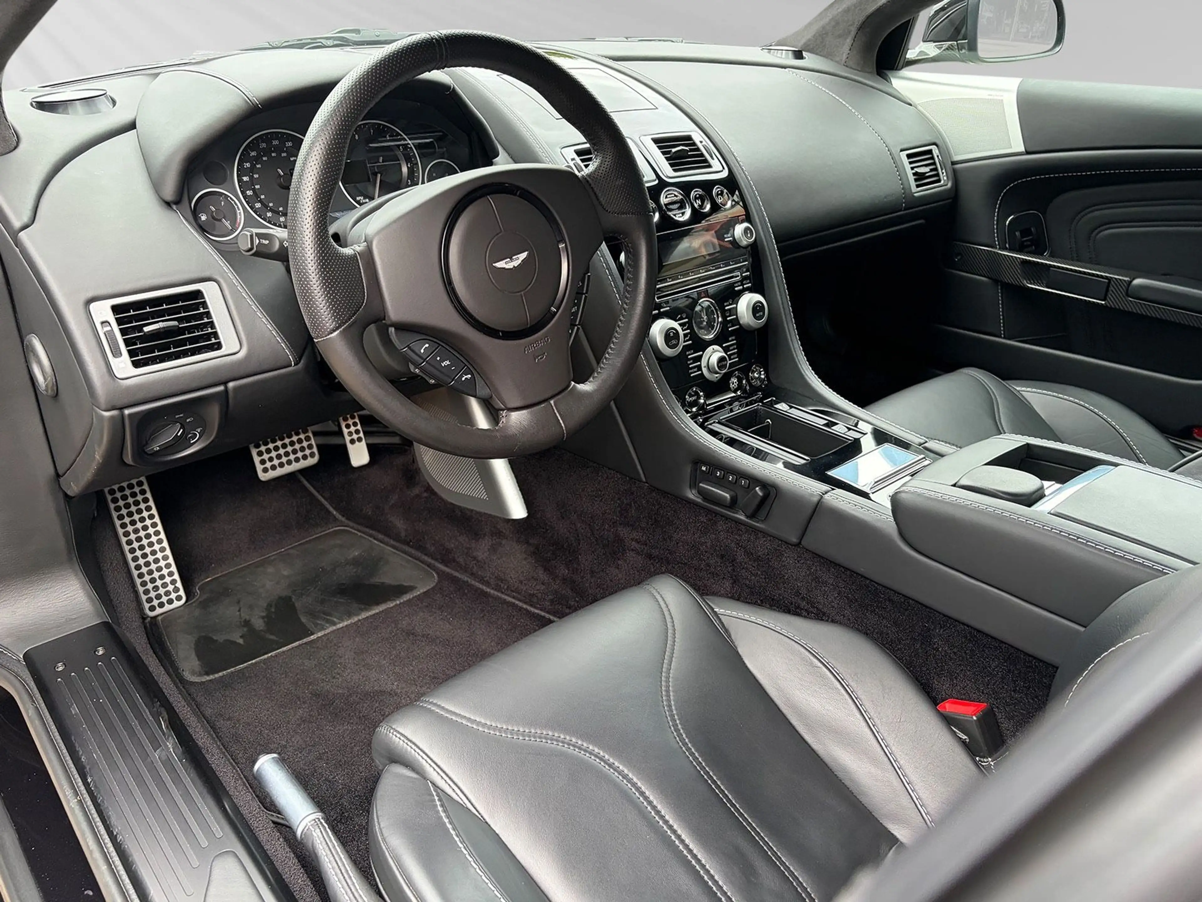 Aston Martin DBS 6.0 V12 Touchtronic, BRD, Unfallfrei, Carbon — photo 7