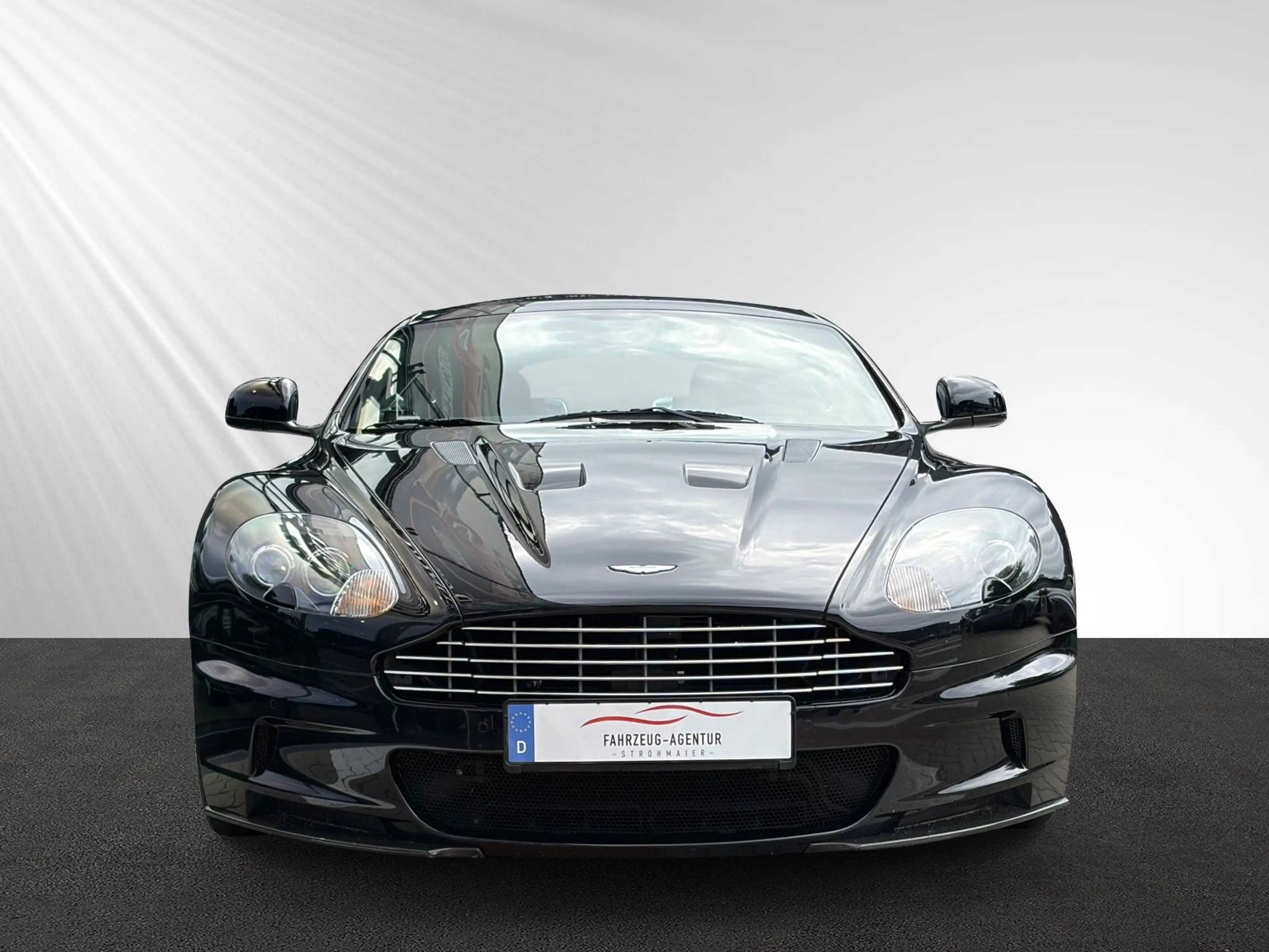 Aston Martin DBS 6.0 V12 Touchtronic, BRD, Unfallfrei, Carbon — photo 4