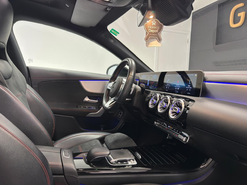 Mercedes-Benz CLA 200 AMG LINE**TOIT OUVRANT**BOITE AUTO**LED**CAMERA**GARANTIE 12MOIS — photo 13